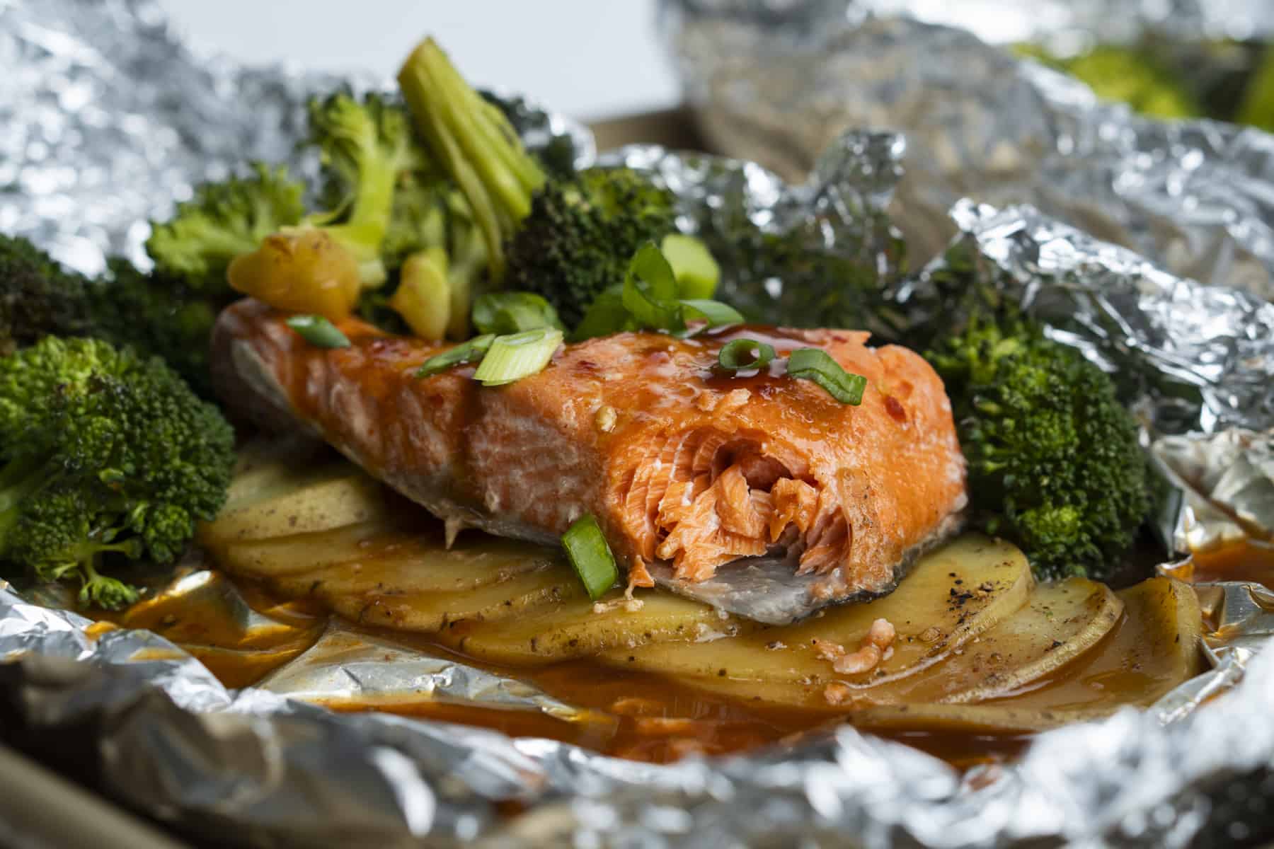 Single Serving Salmon Foil Packs - Oh Snap Macros