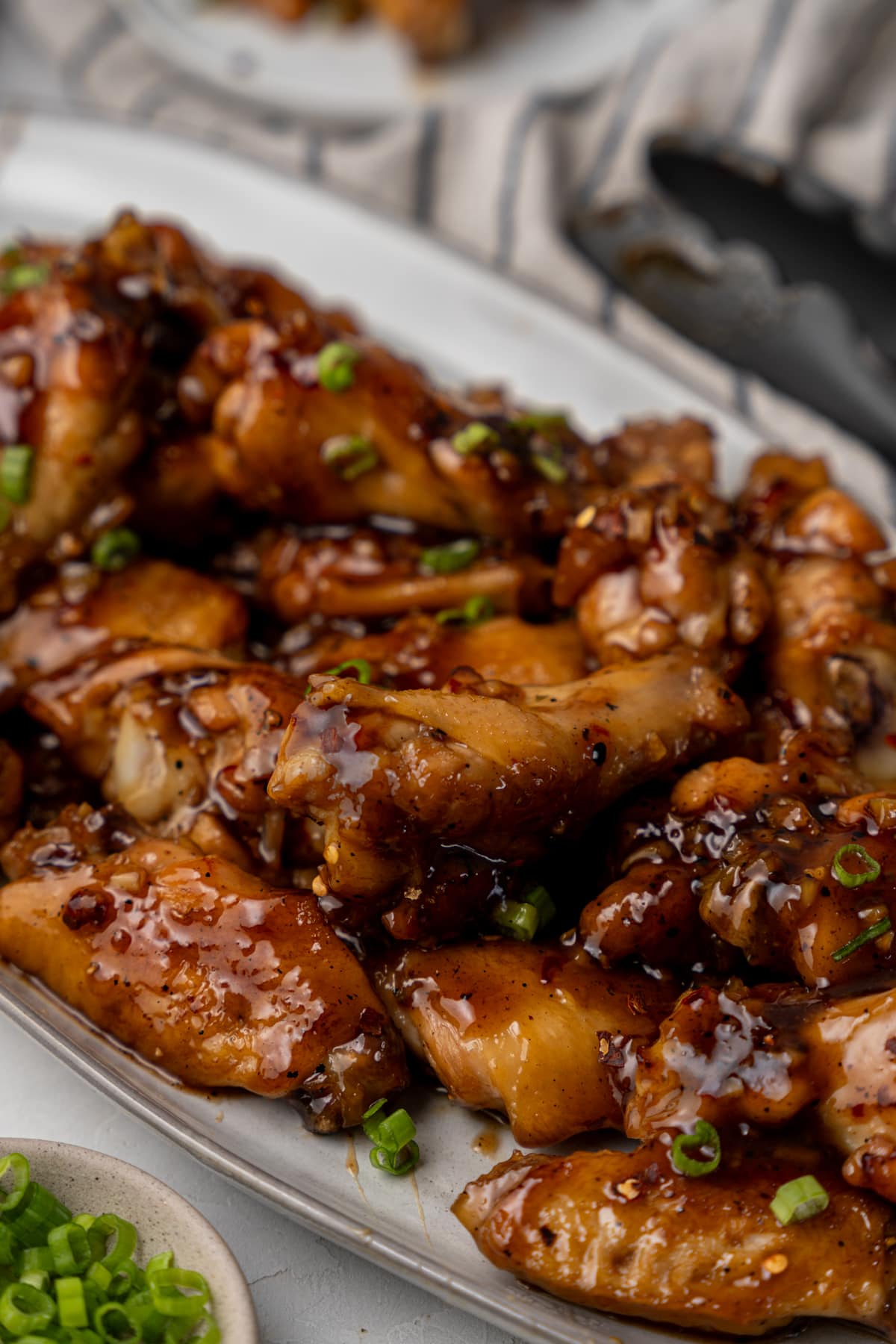Baked Chicken Wings in Sticky Honey Garlic Sauce - Oh Snap Macros
