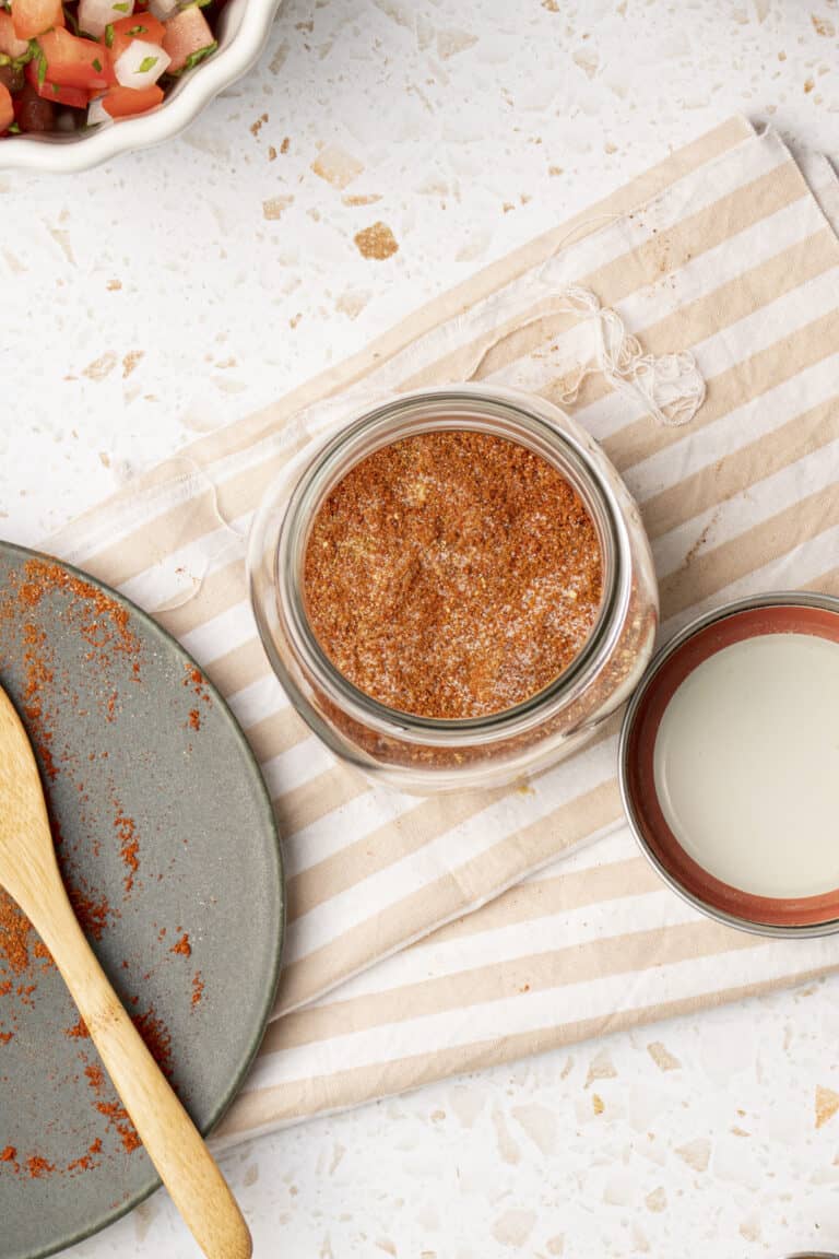 Greek Yogurt 5 Layer Dip with Homemade Taco Seasoning Oh Snap Macros