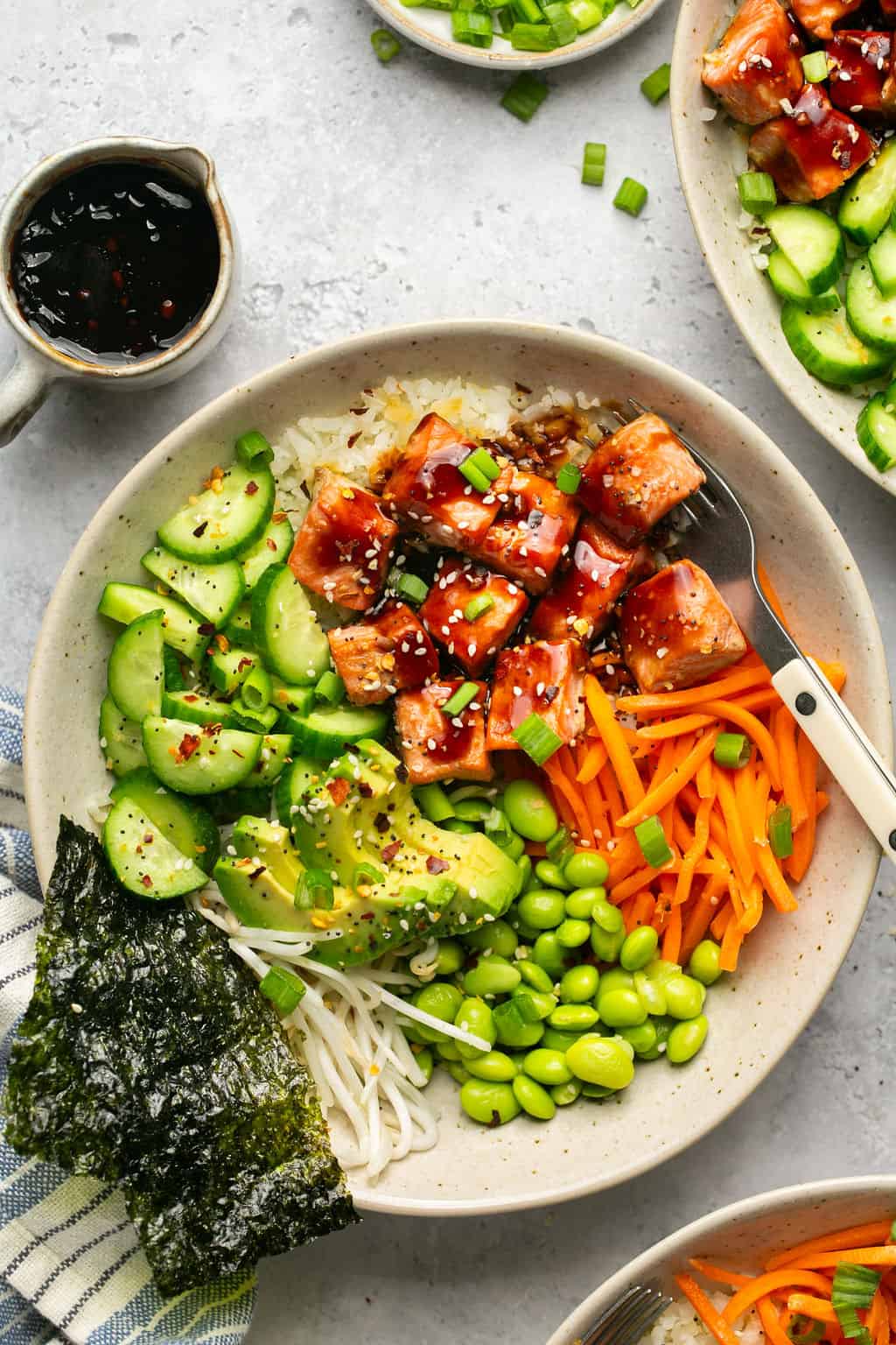 Macro Friendly Teriyaki Salmon Bowls (with cauliflower rice) - Oh Snap ...