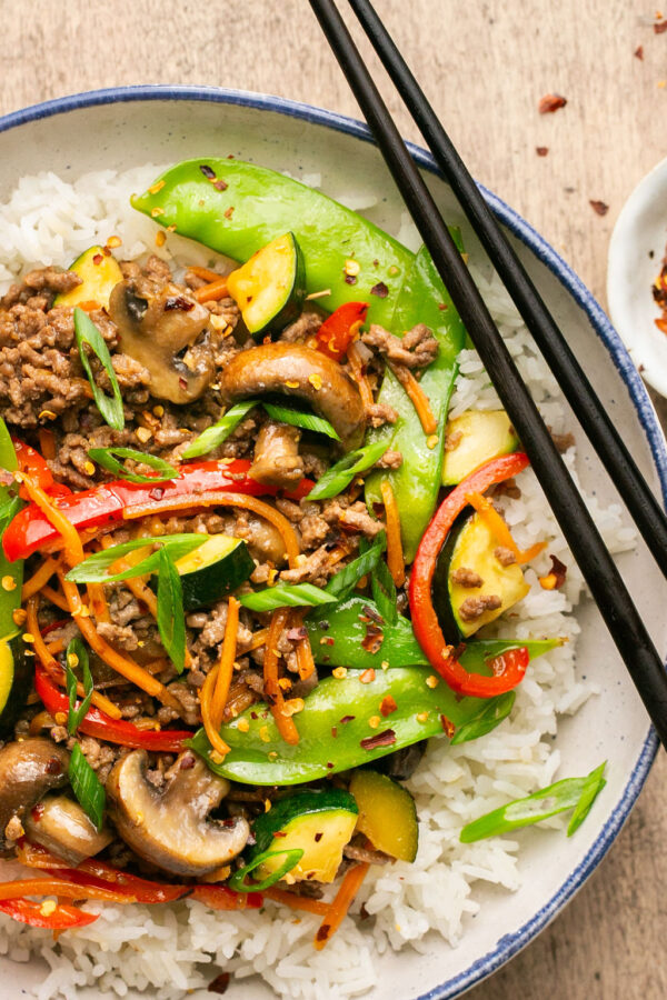Easy 30-Minute Ground Beef Stir Fry with Fresh Vegetables - Oh Snap Macros