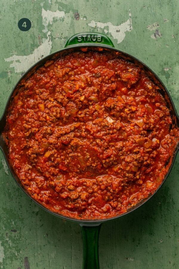 Beefy Cottage Cheese and Spinach Lasagna (oven ready noodles) Oh Snap