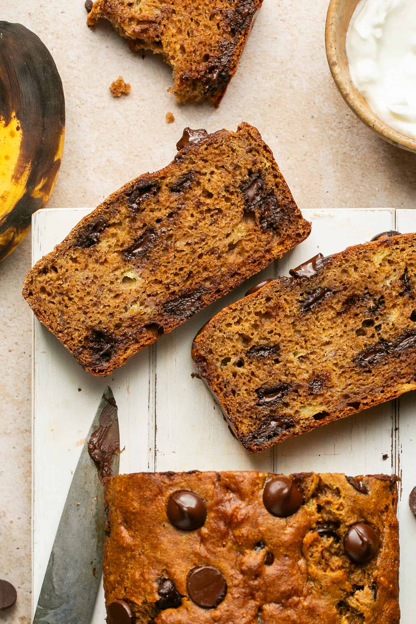 Greek Yogurt Banana Bread with Chocolate Chips - Oh Snap Macros