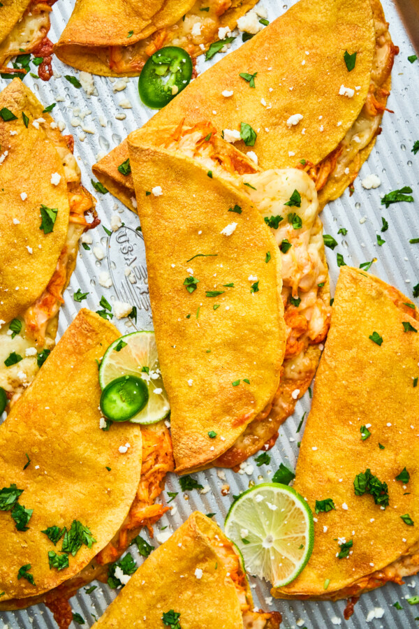 4-Ingredient Sheet Pan Crispy Buffalo Chicken Tacos - Oh Snap Macros